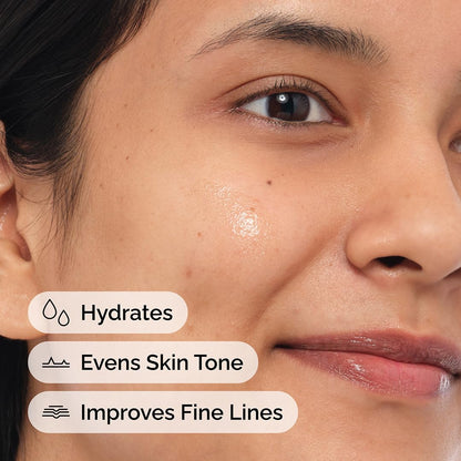 Close-up of a model’s glowing skin showcasing the benefits of The Ordinary Retinol 0.5% in Squalane. The image highlights key advantages including enhanced hydration, improved skin tone, and reduced appearance of fine lines for a smoother, more youthful-looking complexion. 